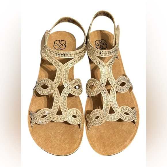 Daisy Fuentes Gold Embellished Sandals – Size 9.5 - Picture 2 of 9